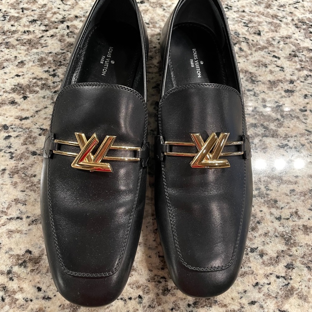 Authentic Louis Vuitton Upper case loafer